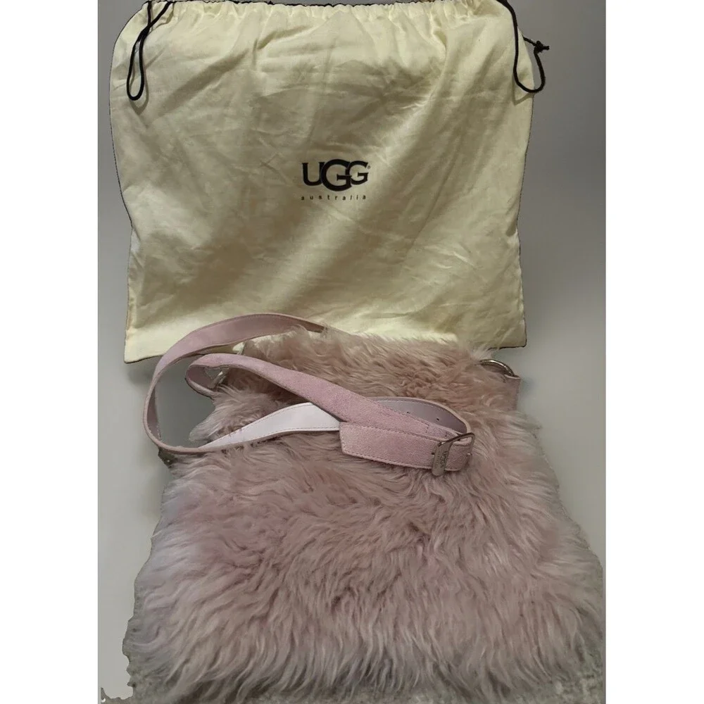RARE UGG Australia E4216 Pink Shearling Suede Crossbody Bag NWT Neiman Marcus